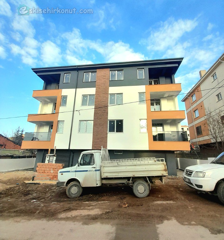 ŞEHİR HASTANESİ YAKINI 71 EVLER MAH.de SATILIK 2+0 SIFIR DAİRE