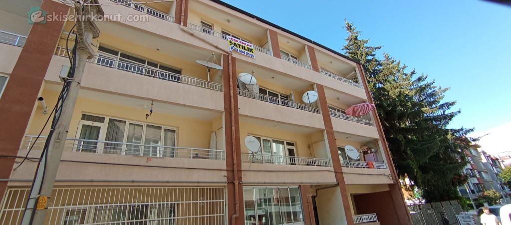 4 Katlının 4. katı 3+1, brüt 125m2 ,net 110m2